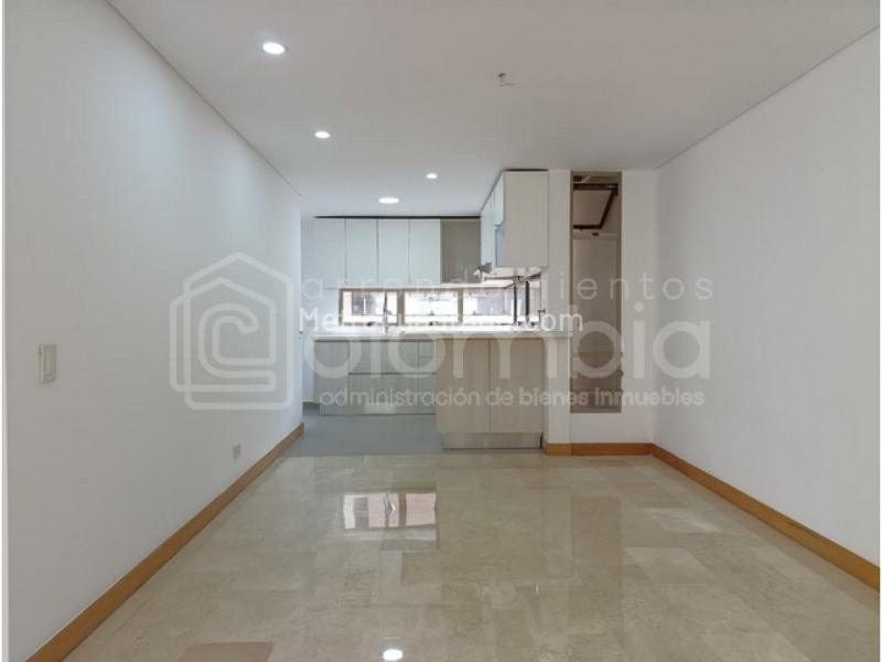 Apartamento Moderno de 2 Alcobas con Terraza en Loma de los Parra - 8