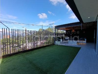 Casa de 4 alcobas en venta en Loma El Atravesado, Envigado, 380 m² · foto 11 de 20