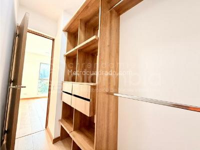 Apartamento de 2 alcobas en venta en Prados De Sabaneta, Sabaneta, 84 m² · foto 16 de 20