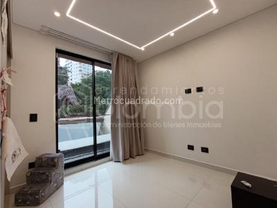 Casa de 3 alcobas en venta en San Lucas, Medellín, 270 m² · foto 19 de 20