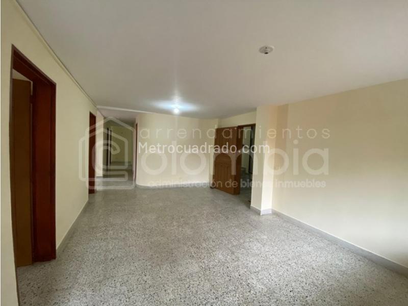 4BR House in Jardines (120 m²) - 3