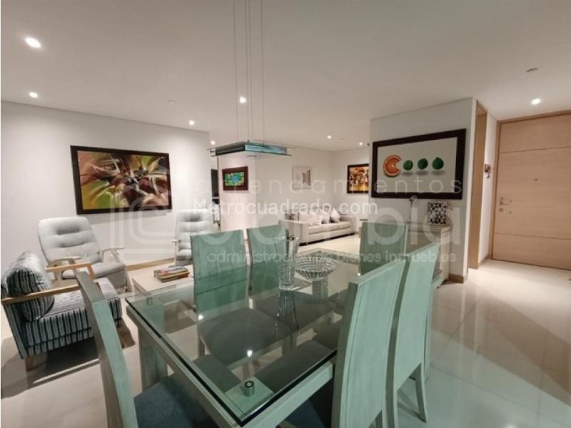 Apartamento Exclusivo de 3 Alcobas en Loma de Los Parra - 3