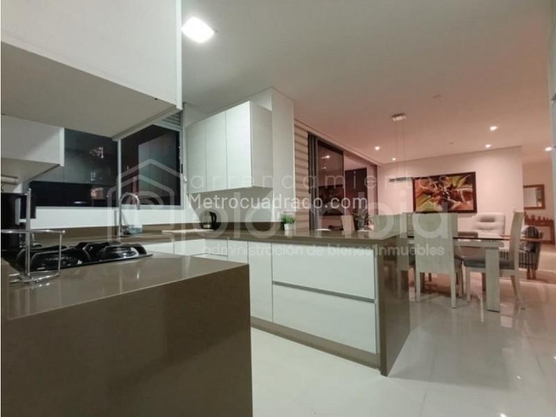 Apartamento Exclusivo de 3 Alcobas en Loma de Los Parra - 6