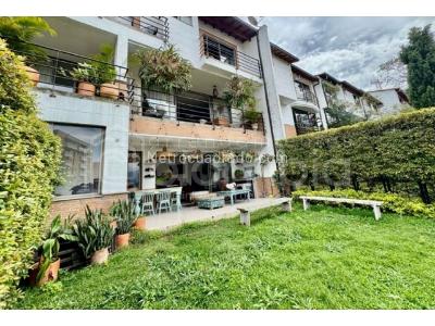 Casa de 4 alcobas en venta en Loma Del Chocho, Envigado, 258 m² · foto 9 de 20