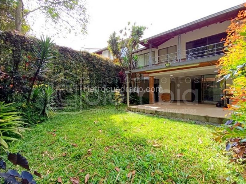 Casa – Envigado, Urbanización Barichara, Valle de Aburrá - Vista 2