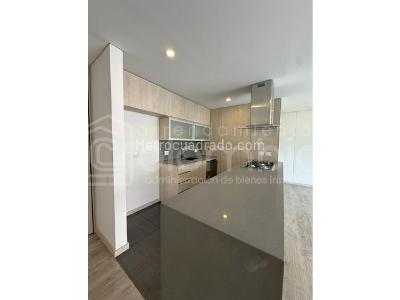 Apartamento en venta en Altos Del Poblado, Medellín · foto 4 de 17