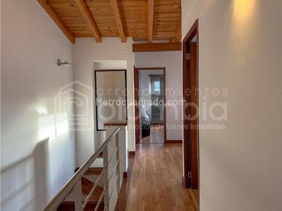 Casa de 3 alcobas en venta en Intermedia, Envigado, 198 m² · foto 6 de 15