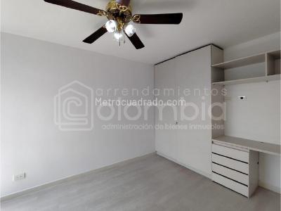Apartamento de 3 alcobas en venta en Los Balsos, Medellín, 150 m² · foto 4 de 20