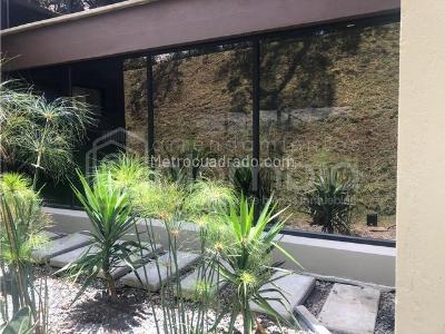 Casa de 4 alcobas en venta en Alto De Las Palmas, Envigado, 370 m² · foto 4 de 16