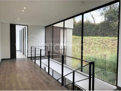 Casa de 4 alcobas en venta en Alto De Las Palmas, Envigado, 370 m² · foto 8 de 16