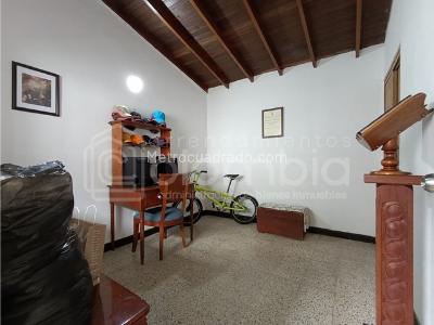 Apartamento en venta en La Magnolia, Envigado · foto 17 de 18