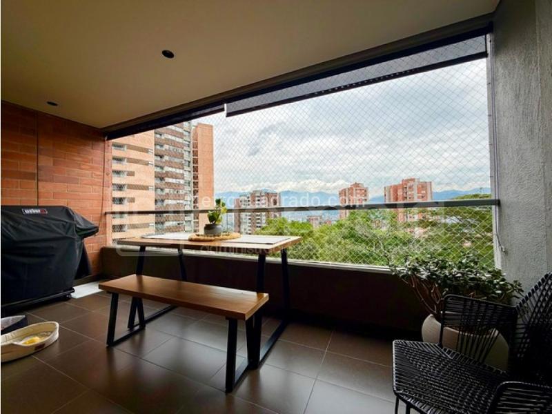 Piso – Envigado, Valle de Aburrá - Más