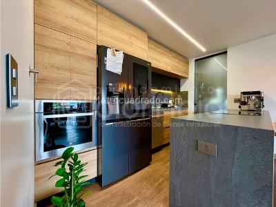 Apartamento de 3 alcobas en venta en Loma Del Chocho, Envigado, 107 m² · foto 8 de 20
