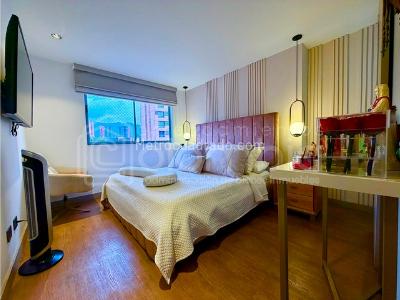 Apartamento de 3 alcobas en venta en Loma Del Chocho, Envigado, 107 m² · foto 14 de 20