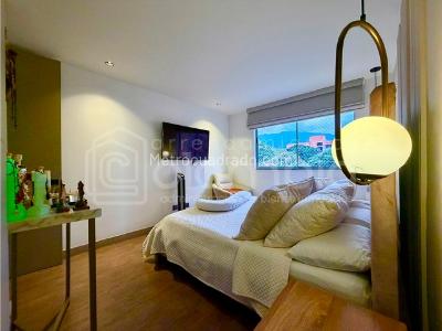 Apartamento de 3 alcobas en venta en Loma Del Chocho, Envigado, 107 m² · foto 15 de 20