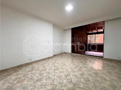 Apartamento de 3 alcobas en venta en Bosques De Zuñiga, Envigado, 140 m² · foto 3 de 16
