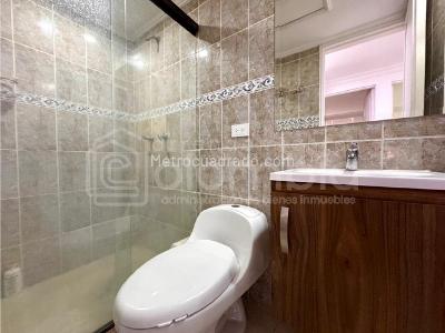 Apartamento de 3 alcobas en venta en Bosques De Zuñiga, Envigado, 140 m² · foto 8 de 16