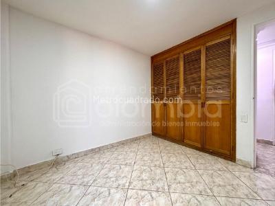 Apartamento de 3 alcobas en venta en Bosques De Zuñiga, Envigado, 140 m² · foto 10 de 16