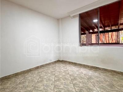 Apartamento de 3 alcobas en venta en Bosques De Zuñiga, Envigado, 140 m² · foto 11 de 16