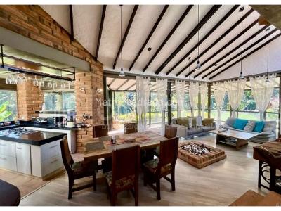 Casa de 3 alcobas en venta en Alto De Las Palmas, Envigado, 300 m² · foto 12 de 20