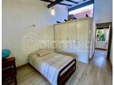 Casa de 3 alcobas en venta en Alto De Las Palmas, Envigado, 300 m² · foto 13 de 20