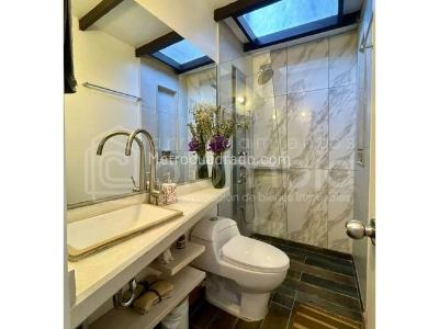 Casa de 3 alcobas en venta en Alto De Las Palmas, Envigado, 300 m² · foto 19 de 20