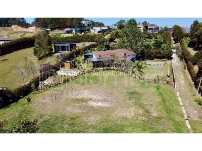Casa de 3 alcobas en venta en Alto De Las Palmas, Envigado, 300 m² · foto 2 de 20