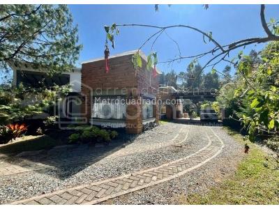 Casa de 3 alcobas en venta en Alto De Las Palmas, Envigado, 300 m² · foto 9 de 20