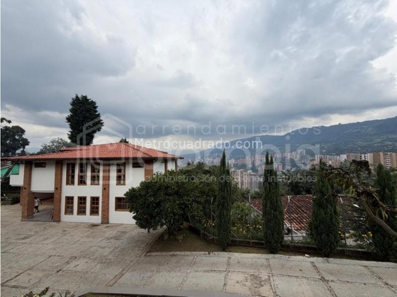 Casa – Envigado, Valle de Aburrá - Vista 2
