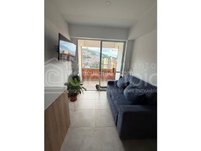 Apartamento en venta en Viviendas Del Sur, Itagüí · foto 3 de 19