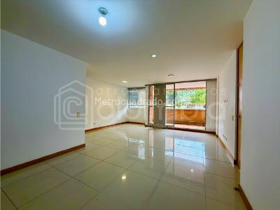 Apartamento en venta en Loma Del Escobero, Envigado · foto 2 de 20
