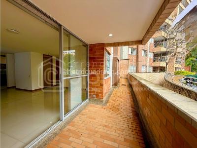Apartamento en venta en Loma Del Escobero, Envigado · foto 11 de 20