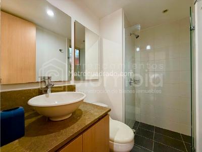Apartamento en venta en Loma Del Escobero, Envigado · foto 14 de 20