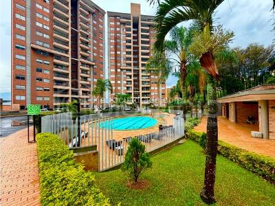 Apartamento en venta en Loma Del Escobero, Envigado · foto 18 de 20