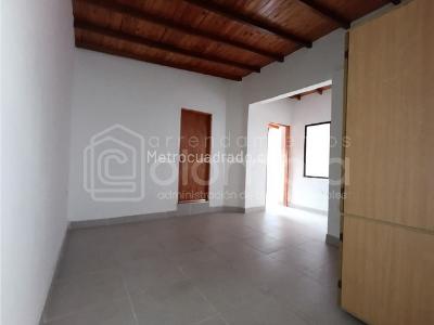 Casa de 4 alcobas en venta en Las Flores, Envigado, 112 m² · foto 8 de 13