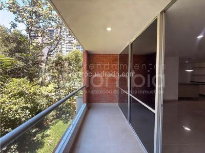 Apartamento de 3 alcobas en arriendo en Loma De Las Brujas, Envigado, 116 m² · foto 8 de 18