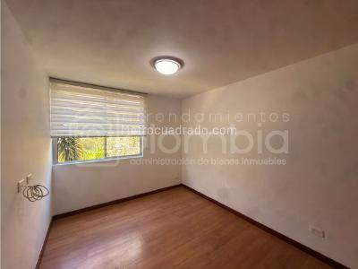 Apartamento de 3 alcobas en arriendo en Loma De Las Brujas, Envigado, 116 m² · foto 11 de 18