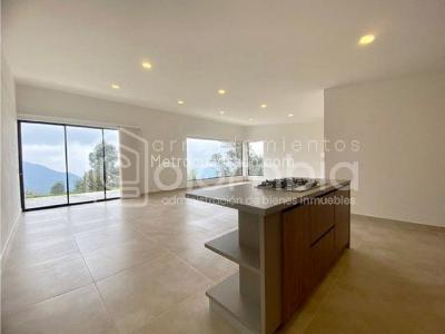 Casa de 3 alcobas en venta en La Catedral, Envigado, 220 m² · foto 10 de 20