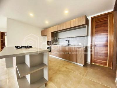 Casa de 3 alcobas en venta en La Catedral, Envigado, 220 m² · foto 7 de 20