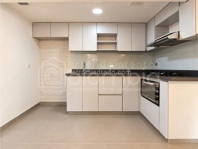 Apartamento en arriendo en Las Palmas, Medellín · foto 3 de 16