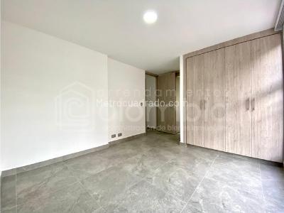 Apartamento en arriendo en Loma Del Escobero, Envigado · foto 9 de 20