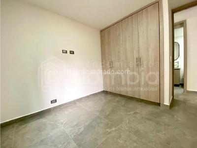 Apartamento en arriendo en Loma Del Escobero, Envigado · foto 10 de 20