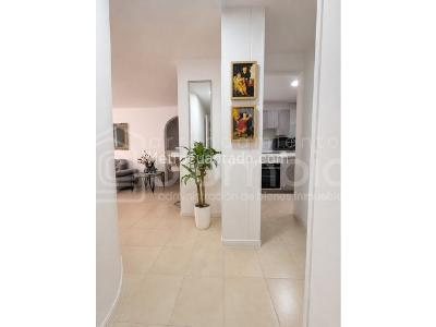 Apartamento de 3 alcobas en venta en Laureles, Medellín, 74 m² · foto 3 de 15