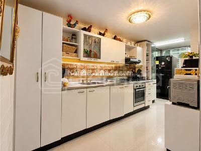 Apartamento en venta en La Aguacatala, Medellín · foto 3 de 20