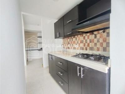 Apartamento de 2 alcobas en arriendo en Maria Auxiliadora, Sabaneta, 58 m² · foto 6 de 14