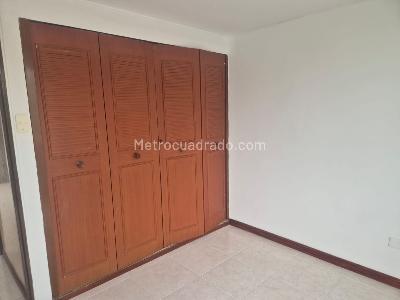Apartamento de 3 alcobas en venta en Tequendama, Cali, 110 m² · foto 5 de 17