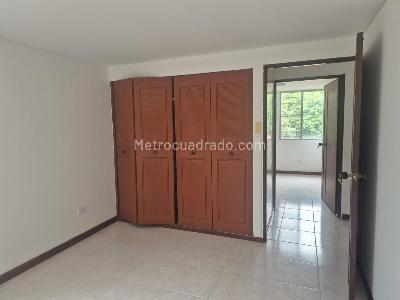 Apartamento de 3 alcobas en venta en Tequendama, Cali, 110 m² · foto 9 de 17