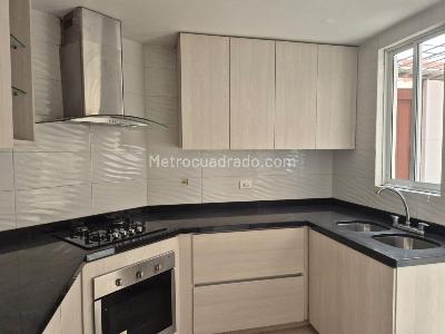 Casa de 4 alcobas en venta en Ciudad Jardin, Cali, 156 m² · foto 2 de 19