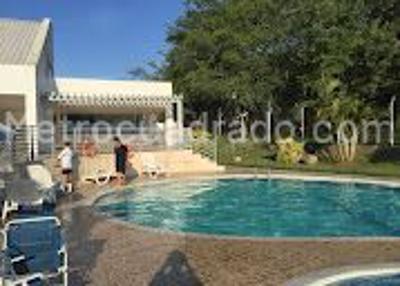 Casa de 3 alcobas en arriendo en Ciudad Jardin, Cali, 147 m² · foto 2 de 3