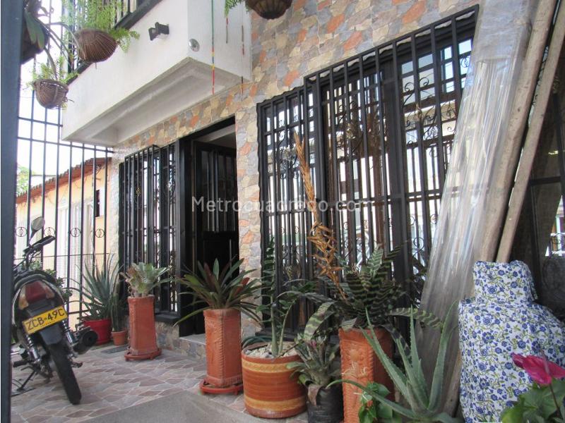Casa – Armenia - Vista 2
